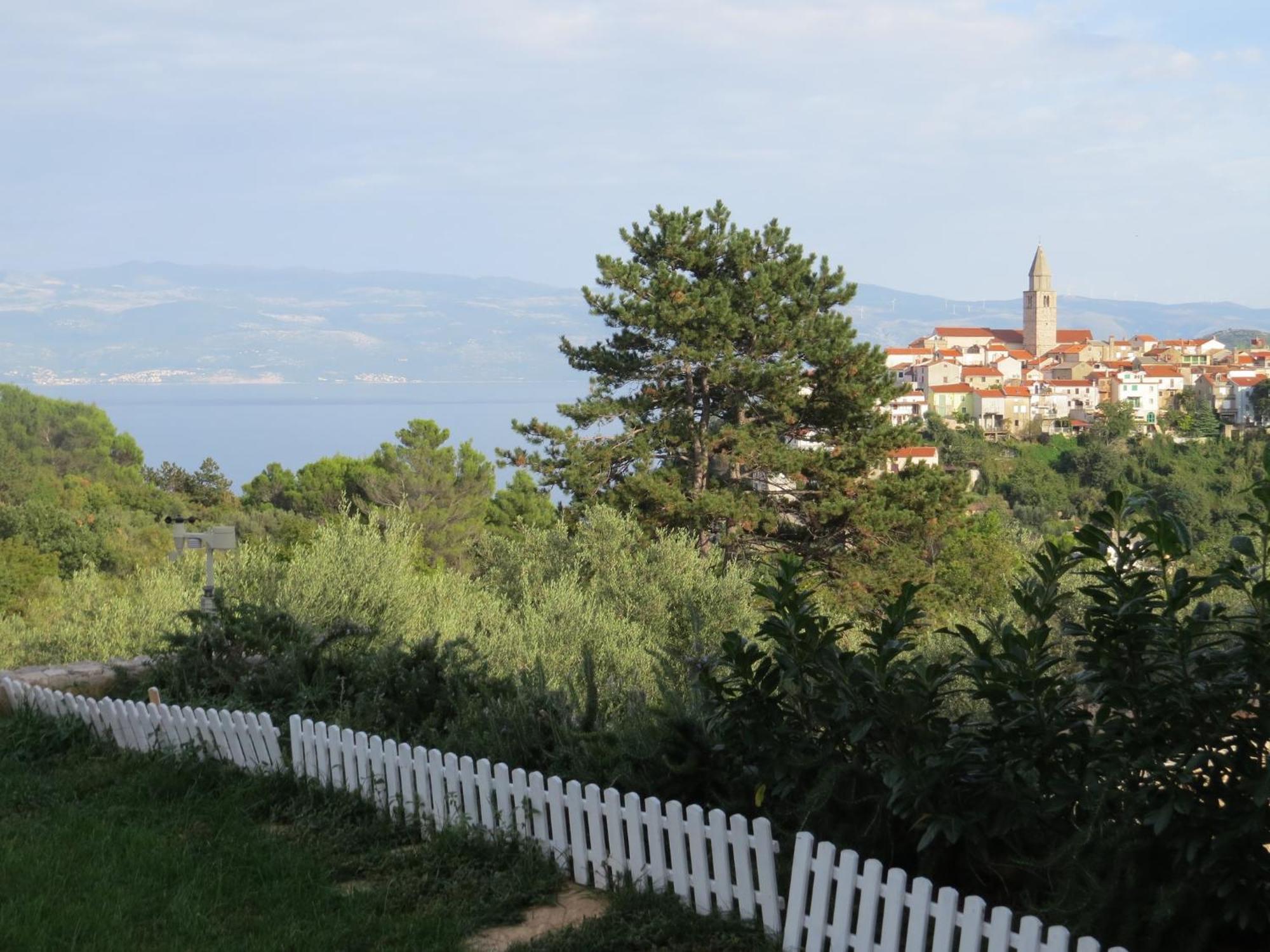 Apartment Mariosa Vrbnik (Primorje-Gorski Kotar)